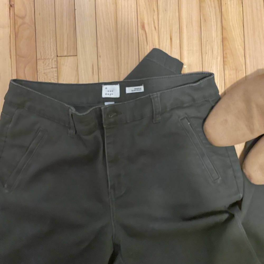 A New Day olive green stretchy jeans - Picture 2 of 2